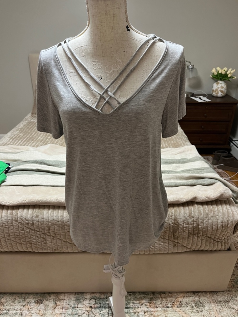 Gray short sleeve top - size small